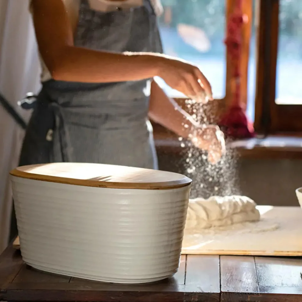 Guzzini Tierra Bread Box, 39.2cmx23.2cm, Brown