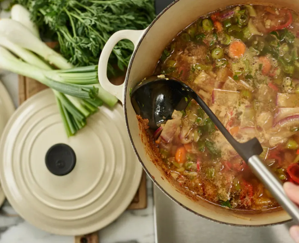 Joseph Joseph Elevate Silicone Ladle, Steel, Black