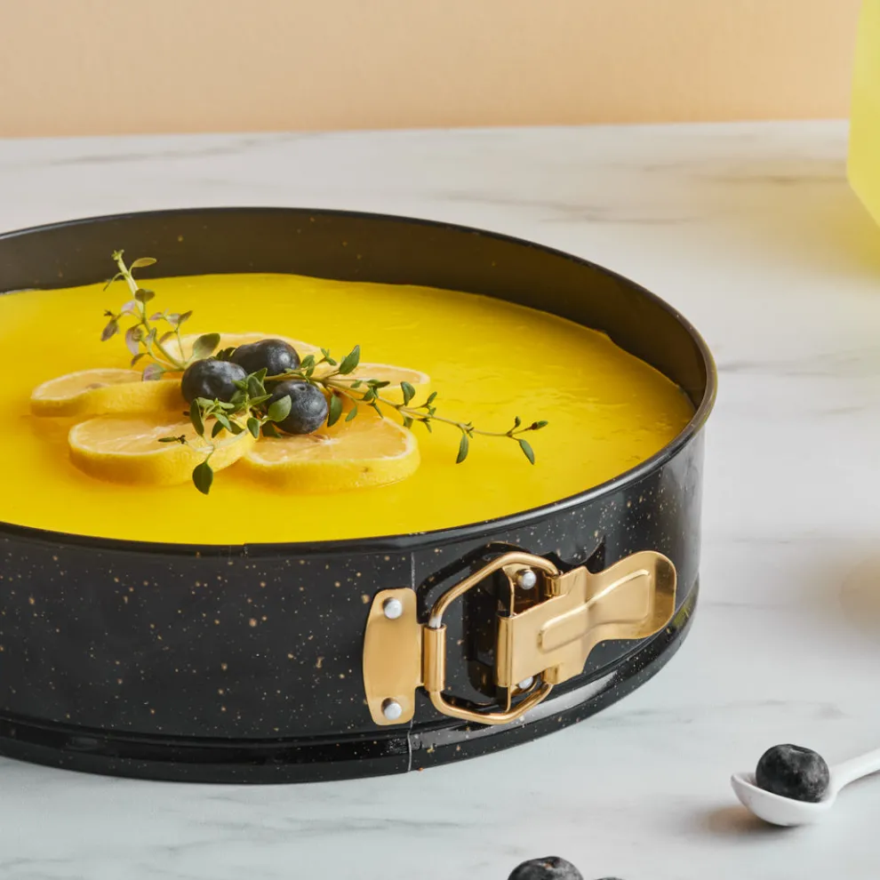 Karaca Aluminum Springform Cake Tin, 26cm, Black Gold