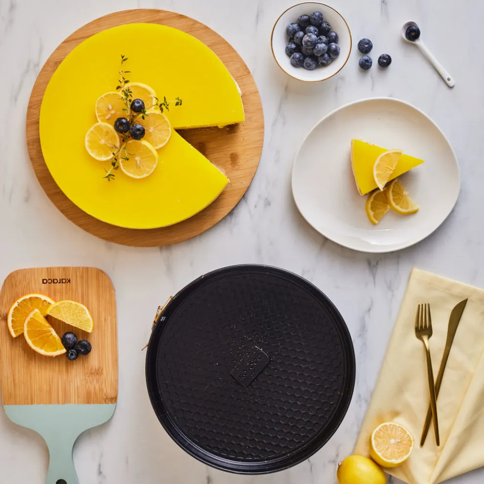 Karaca Aluminum Springform Cake Tin, 26cm, Black Gold