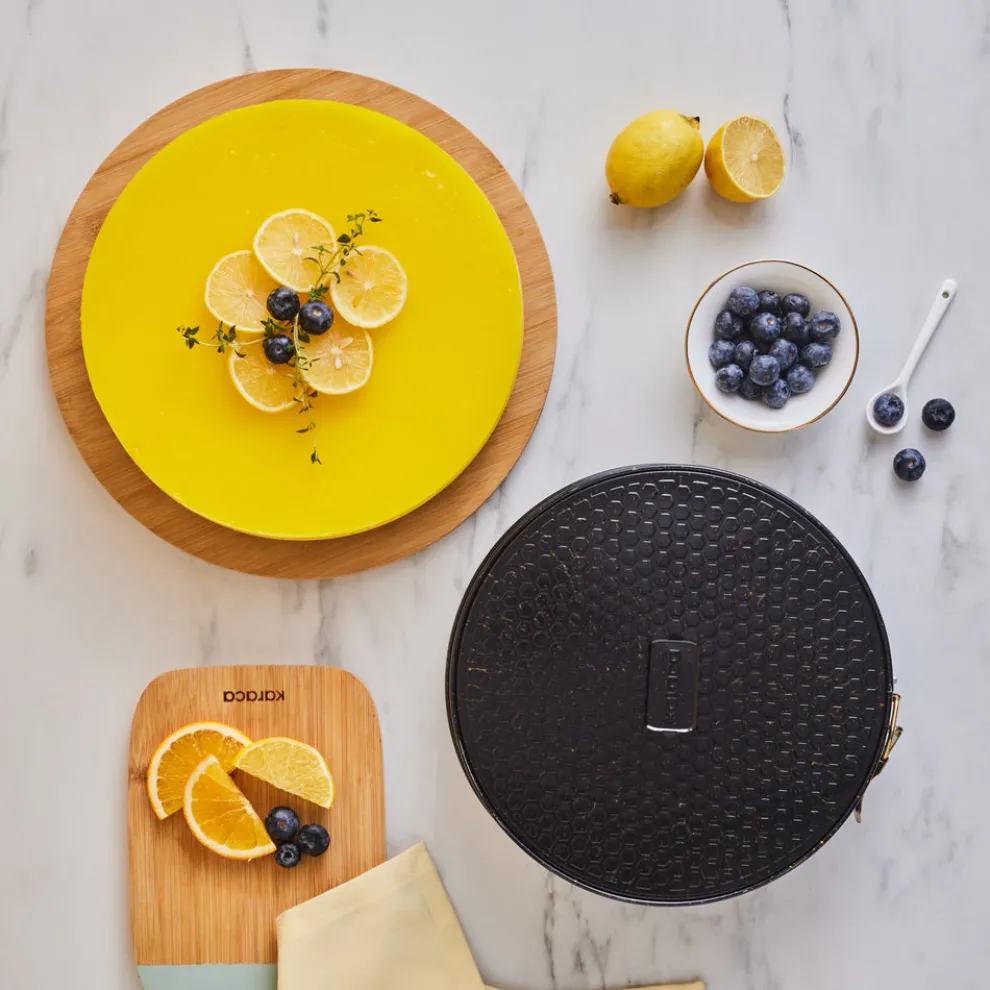 Karaca Aluminum Springform Cake Tin, 26cm, Black Gold