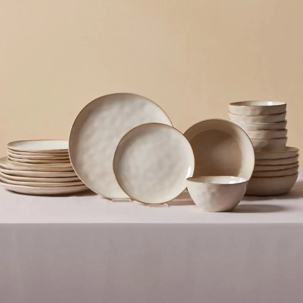 Karaca Aria 24-Piece Reactive Glaze Dinner Set for 6 People, Beige