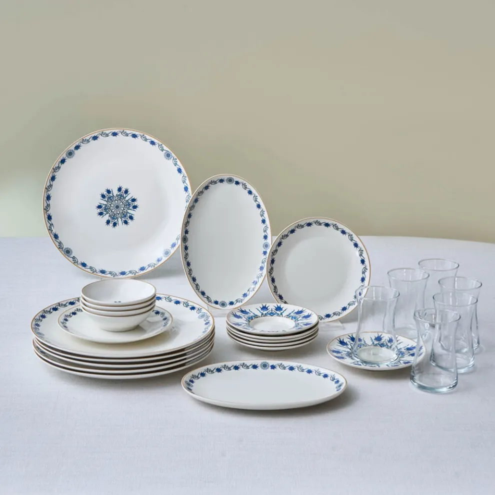 Karaca Bone China İznik 26-Piece Serveware Set for 6 People, Multi