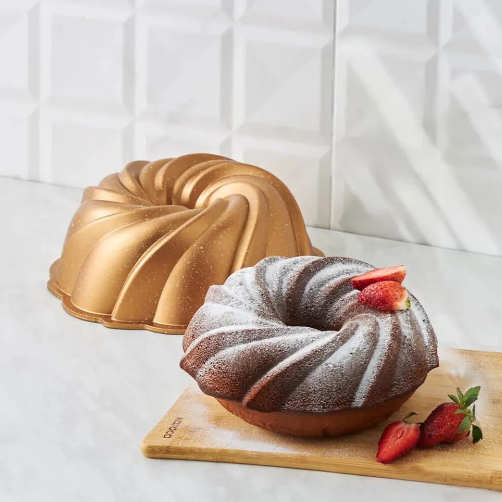 Karaca Cake Pro Pare Aluminium Cast Decorative Bundt Cake Tin, 24cm, Gold