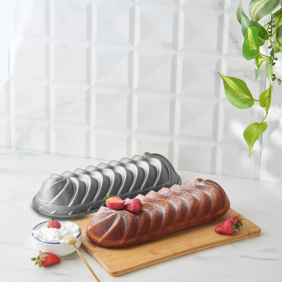 Karaca Cake Pro Vera Aluminium Cast Loaf Pan, 35cm, Anthracite