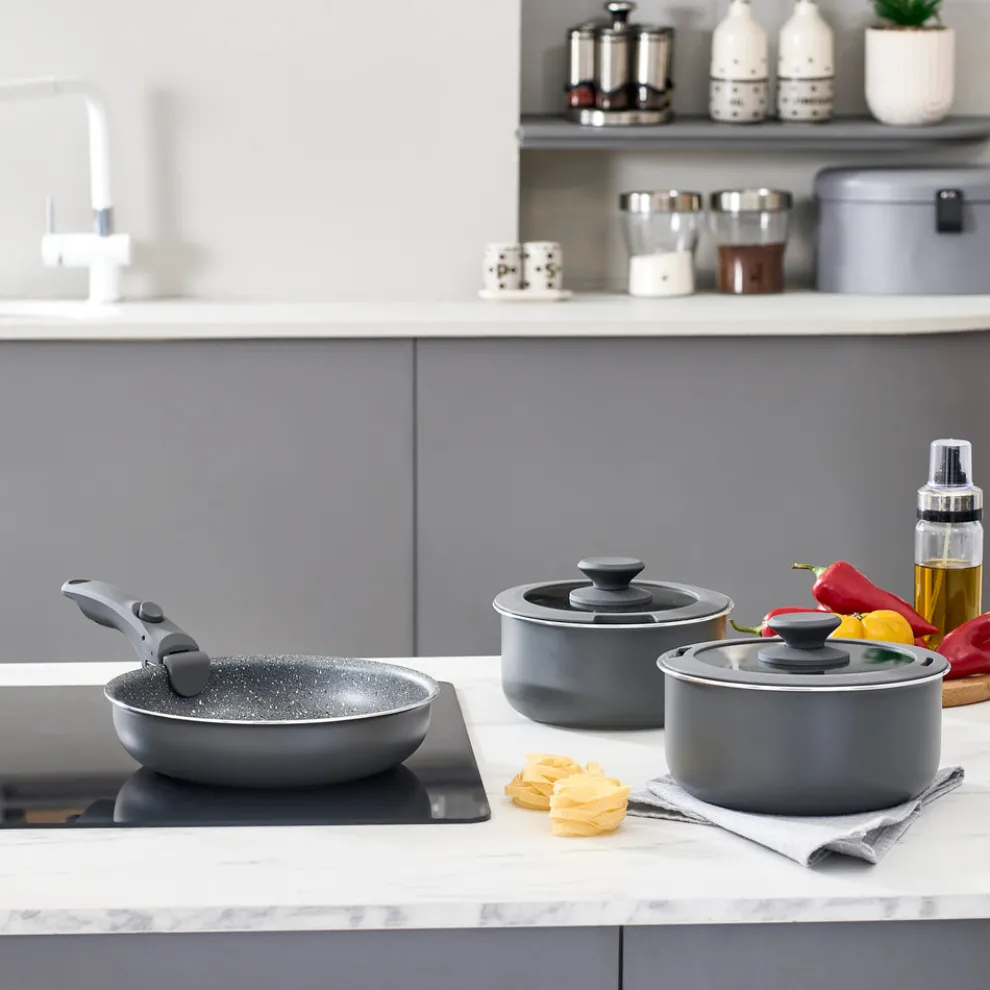 Karaca Comfort 6-Piece Induction Non-Stick Detachable Cookware Set, Black