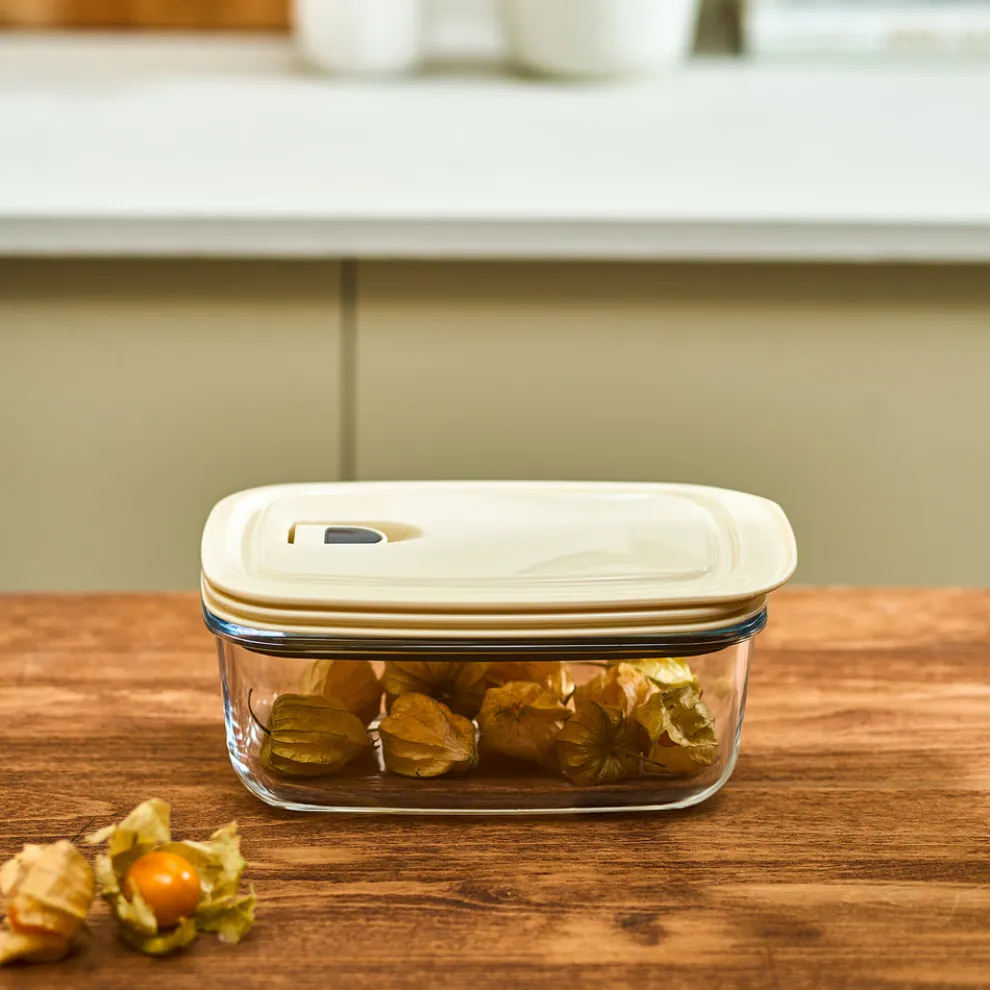 Karaca Cream Vacuum Storage Container, 0.83L, Transparent