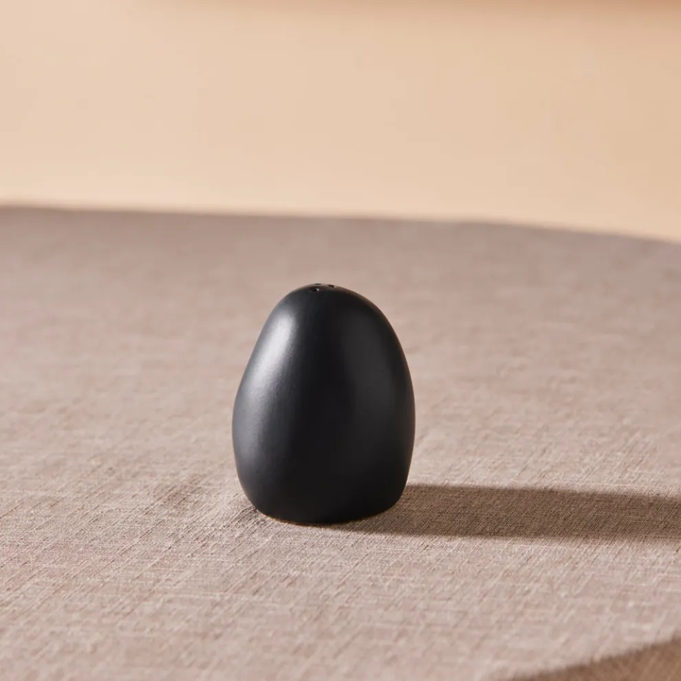 Karaca Earth Collection New Galactic Reactive Glaze Salt Shaker, 7cm, Black