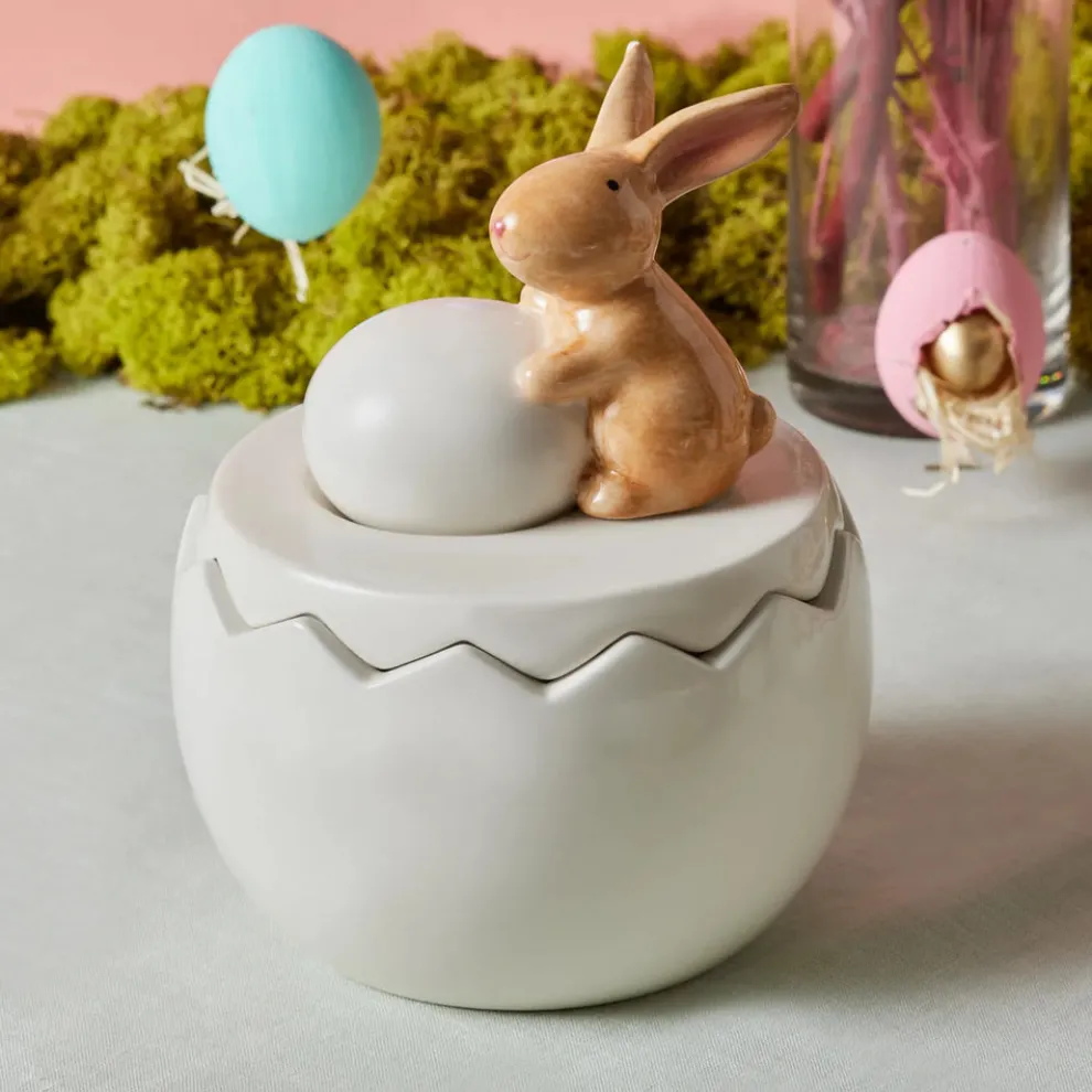 Karaca Easter Storage Container with Lid, Large, White Multi