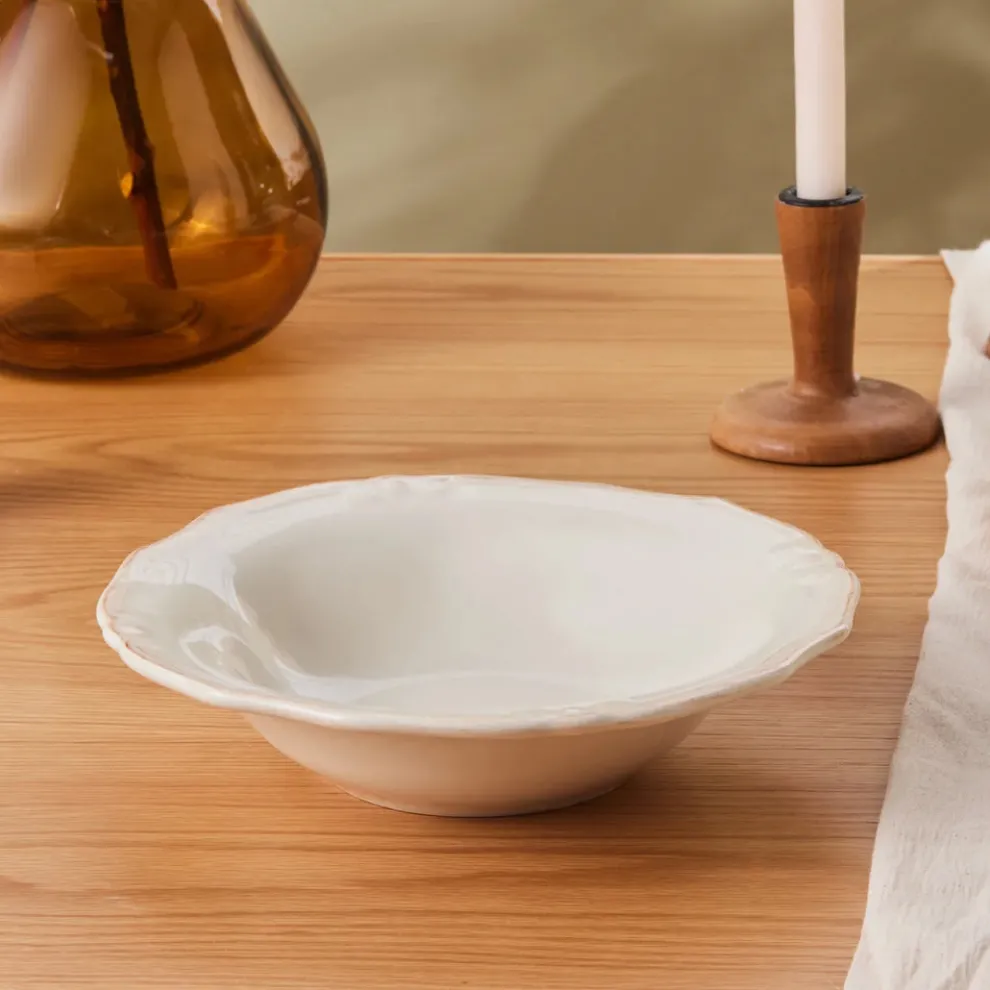 Karaca Elizabeth Ceramic Salad Bowl, 26cm, Ecru