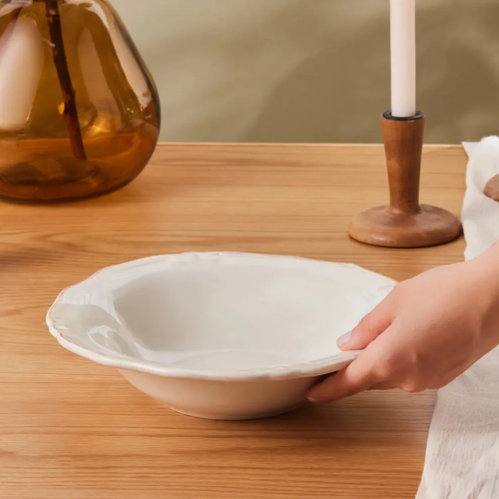 Karaca Elizabeth Ceramic Salad Bowl, 26cm, Ecru