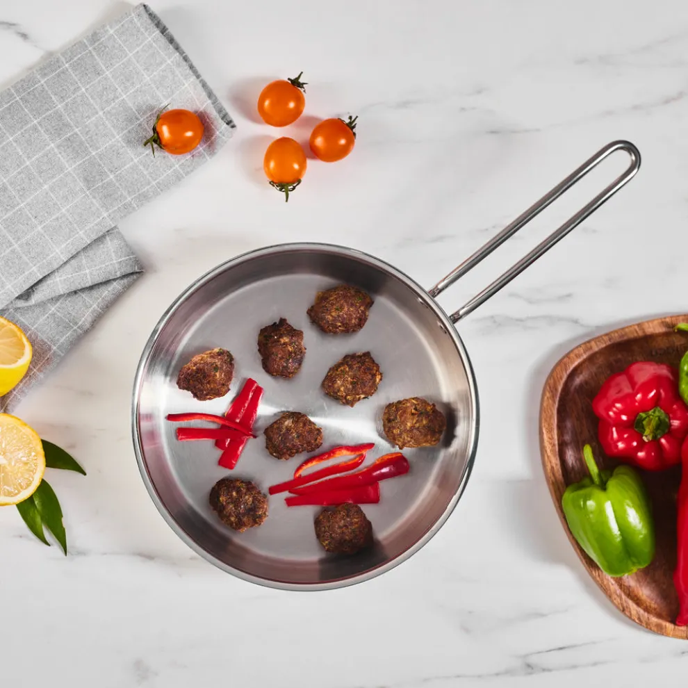 Karaca Emirgan Steel Pan, 24cm, Silver