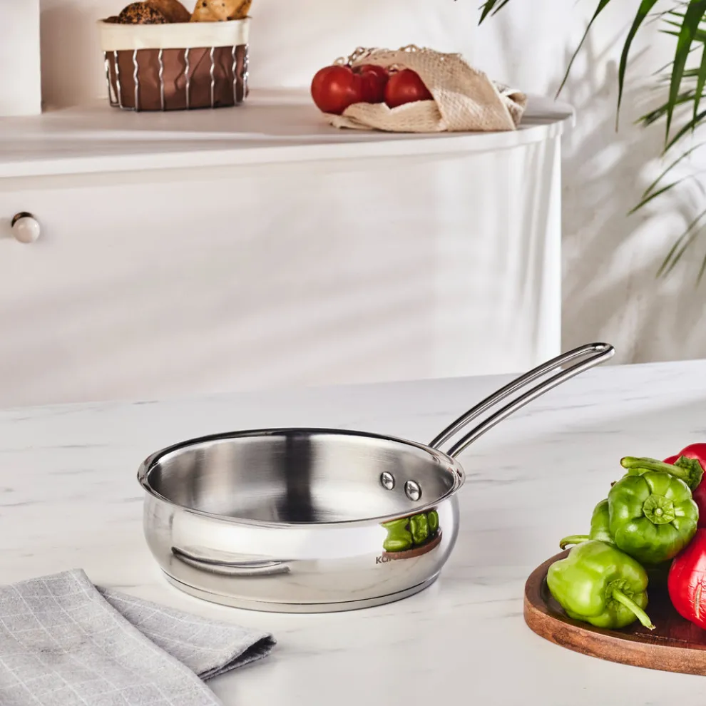 Karaca Emirgan Steel Pan, 22cm, Silver