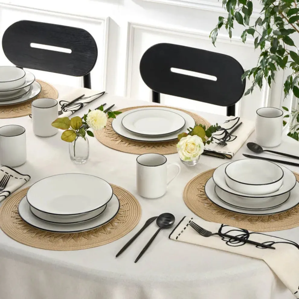 Karaca Emma 30-Piece Porcelain Dinner Set for 6 People, White