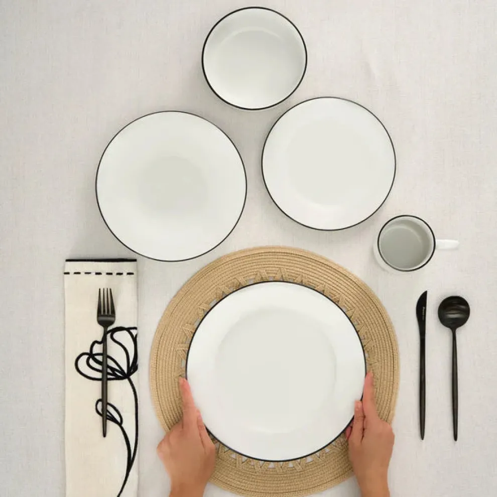 Karaca Emma 30-Piece Porcelain Dinner Set for 6 People, White