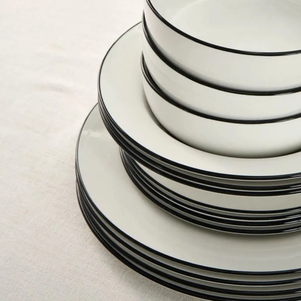 Karaca Emma 30-Piece Porcelain Dinner Set for 6 People, White