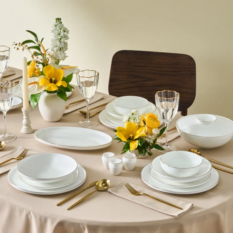 Karaca Fine Bone New Meridian 55-Piece Dinner Set for 12 People, Gold
