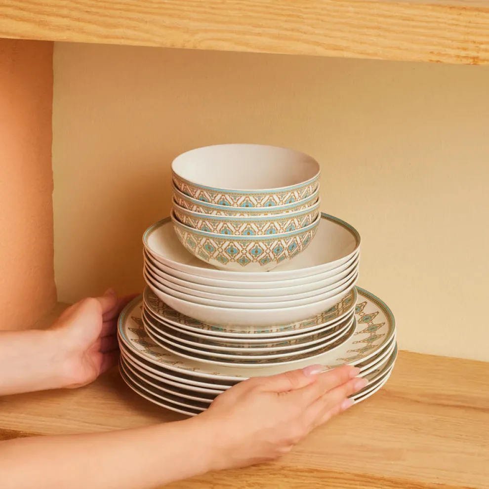 Karaca Forever Bone China Dorothy, 53-Piece Dinner Set for 12 People, Gold