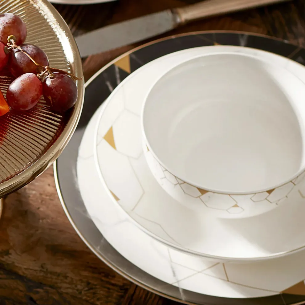 Karaca Gem 24-Piece Bone China Dinner Set for 6 People, Black Gold White