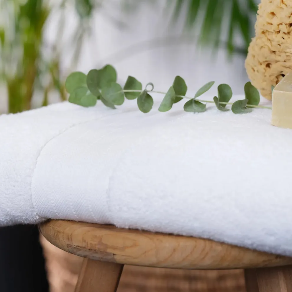 Karaca Home 100% Turkish Cotton Bath Towel, 85cmx150cm, White