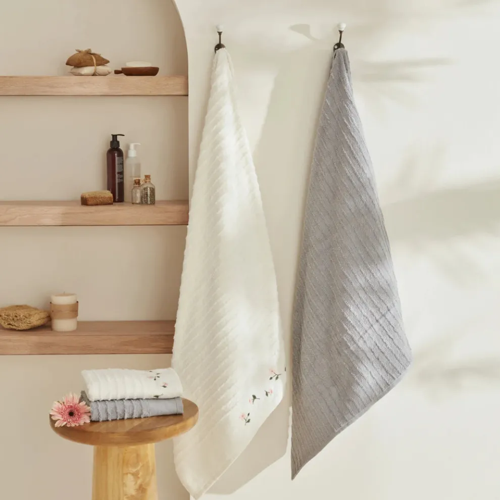 Karaca Home Allen 6-Piece 100% Turkish Cotton Family Bathroom Set, Offwhite