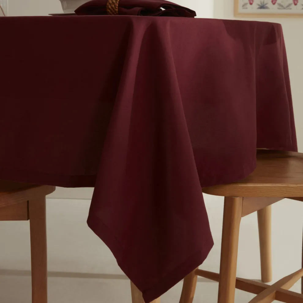 Karaca Home Belle Tablecloth, 140x200cm, Burgundy