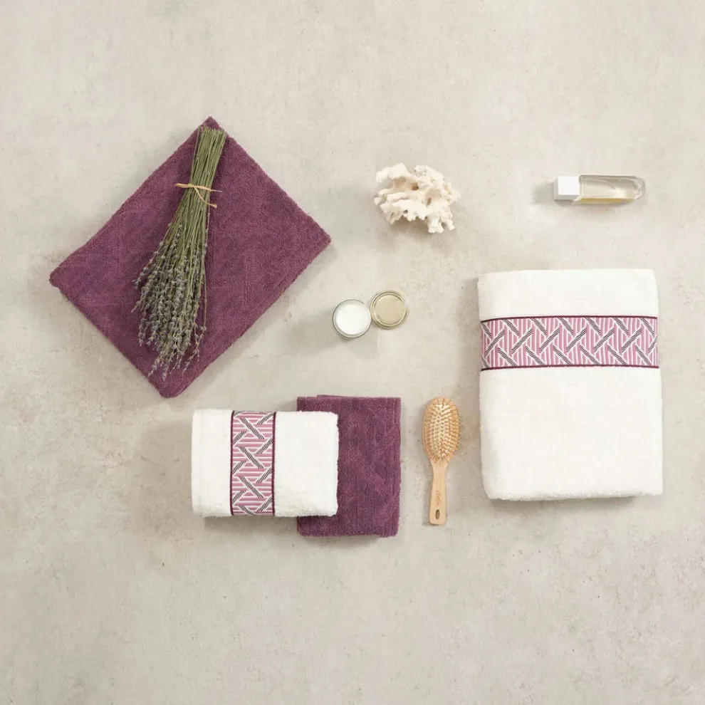 Karaca Home Mencia 100% Turkish Cotton Towel Set, Off White Plum