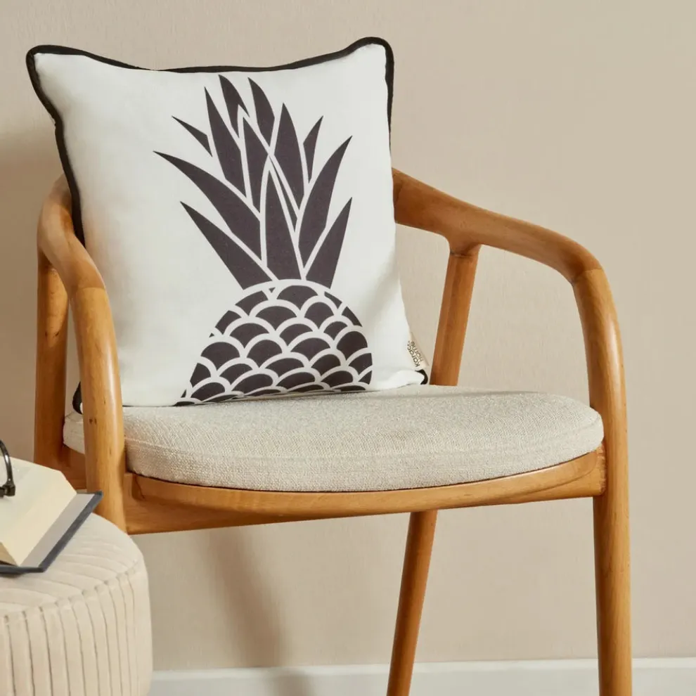 Karaca Home Pineapple Filled Cushion, 43cmx43cm, Black-White