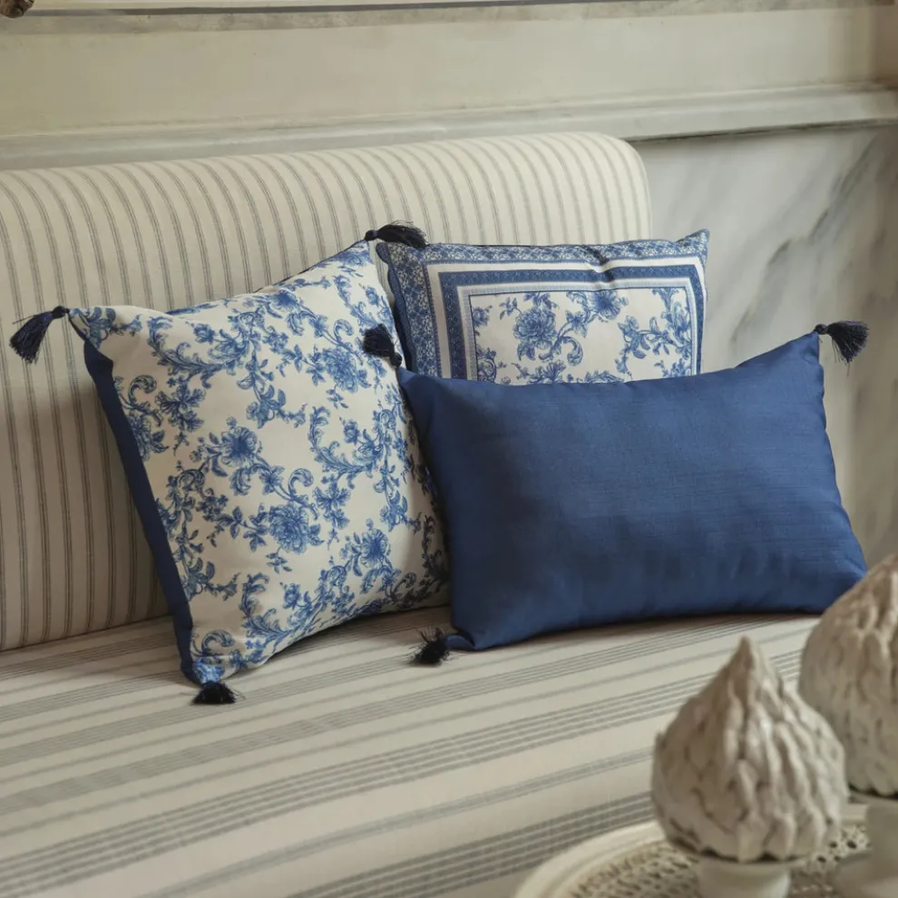 Karaca Home Rosario Filled Cushion, 45cmx45cm, Blue White