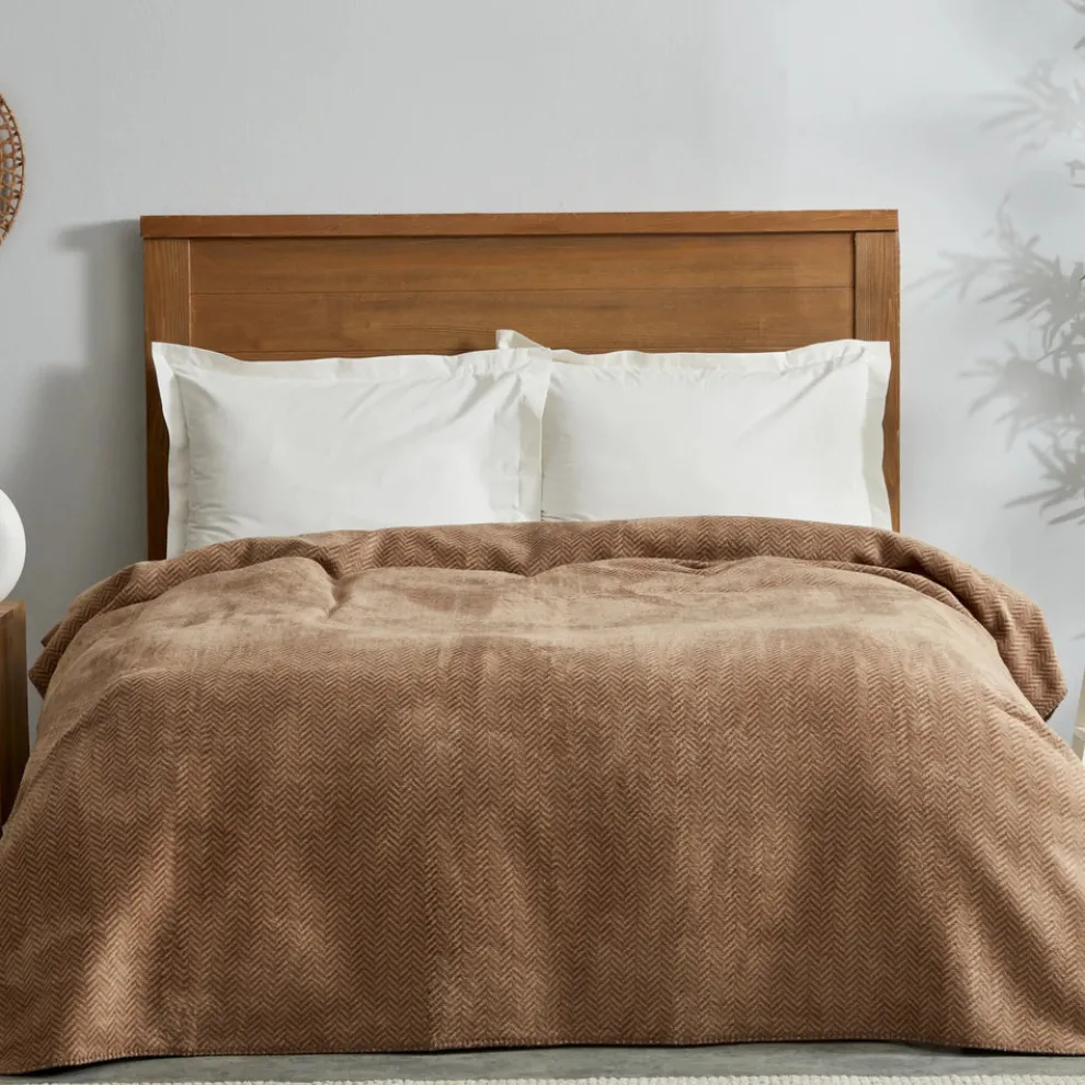 Karaca Home Sandra Herringbone Pattern Blanket, 200x220cm, Double, Beige