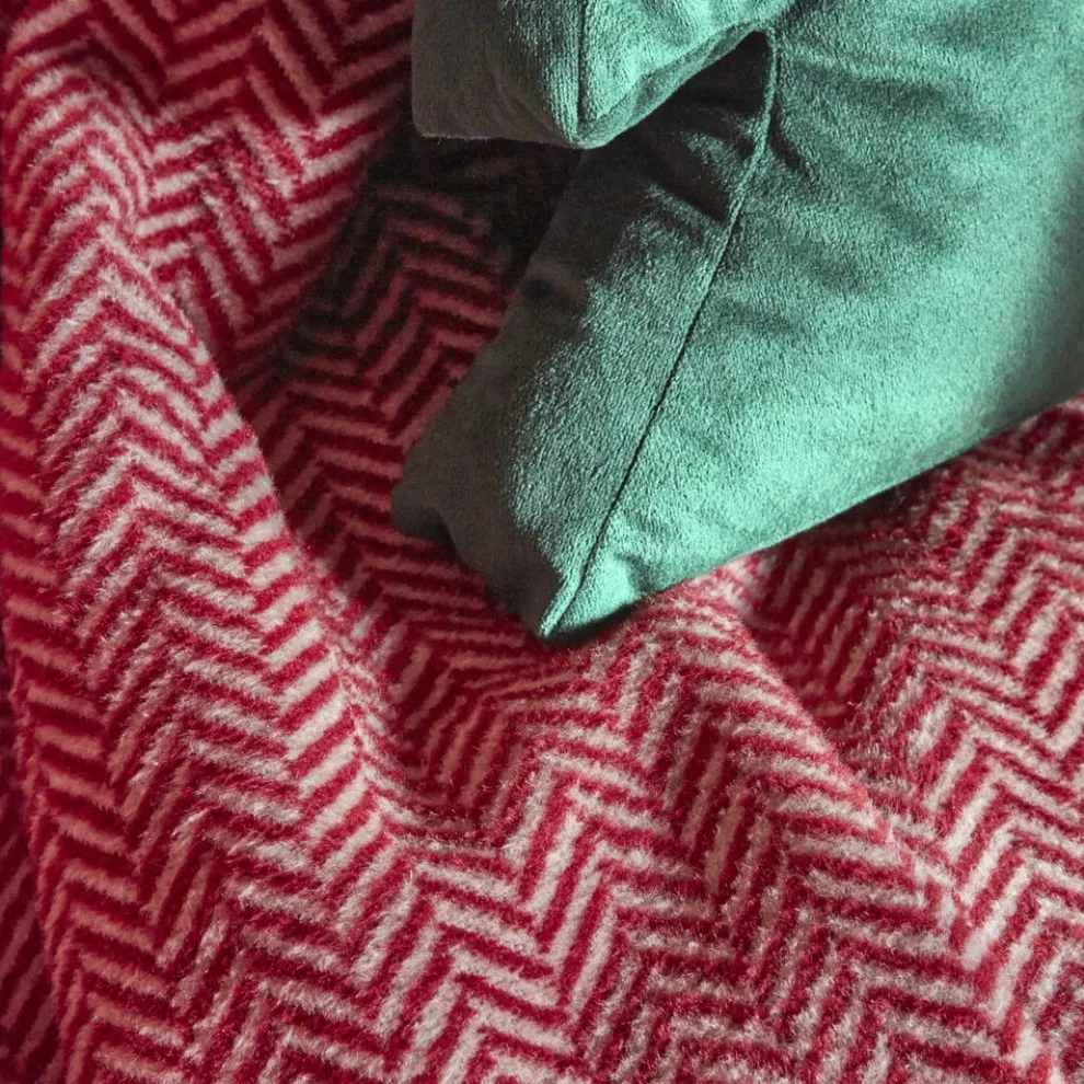 Karaca Home Sandra Herringbone Pattern Blanket, 200x220cm, Double, Burgundy