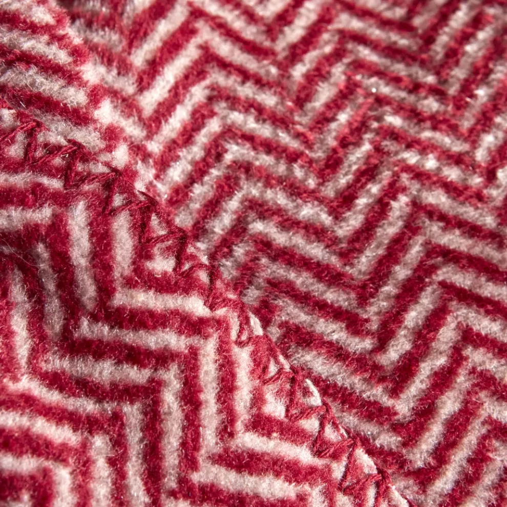 Karaca Home Sandra Herringbone Pattern Blanket, 200x220cm, Double, Burgundy
