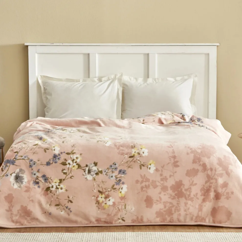 Karaca Home Silva Spanish Blanket, Double, Blush