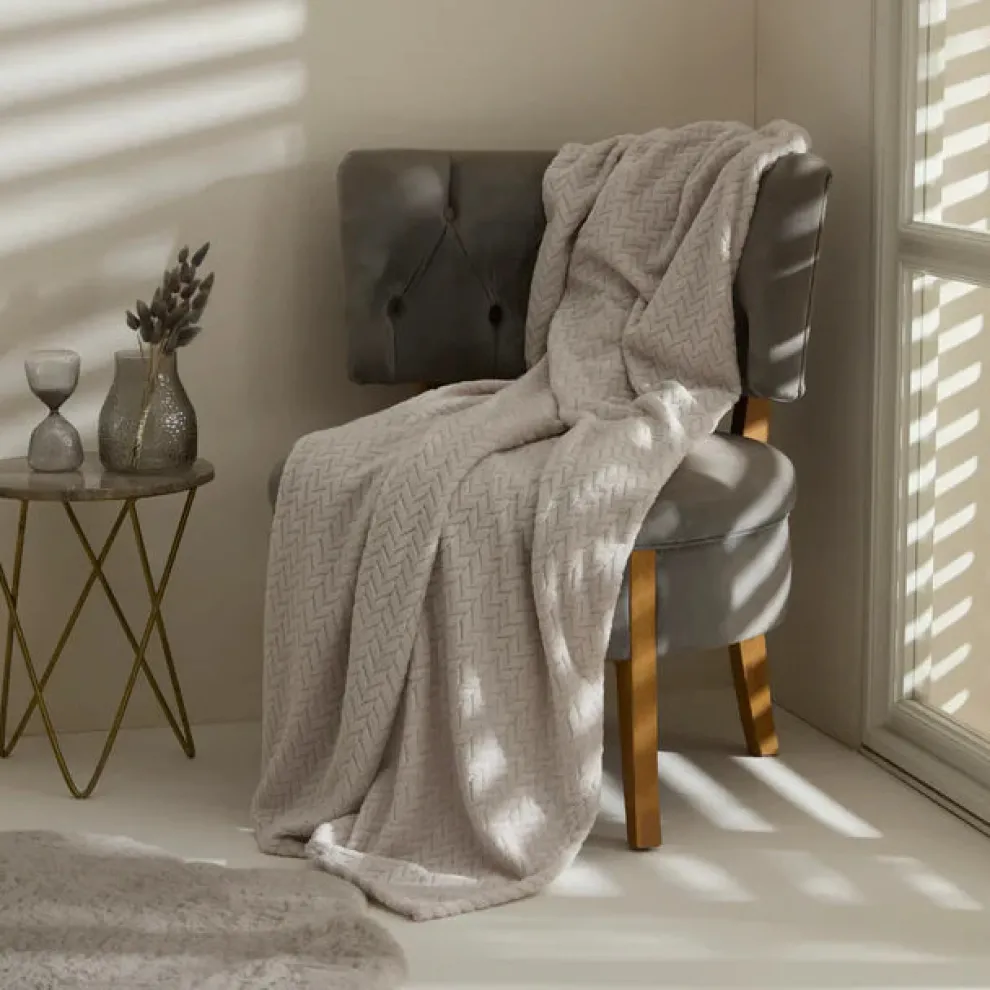 Karaca Leaves Wellsoft Blanket, 130x150cm, Light Grey