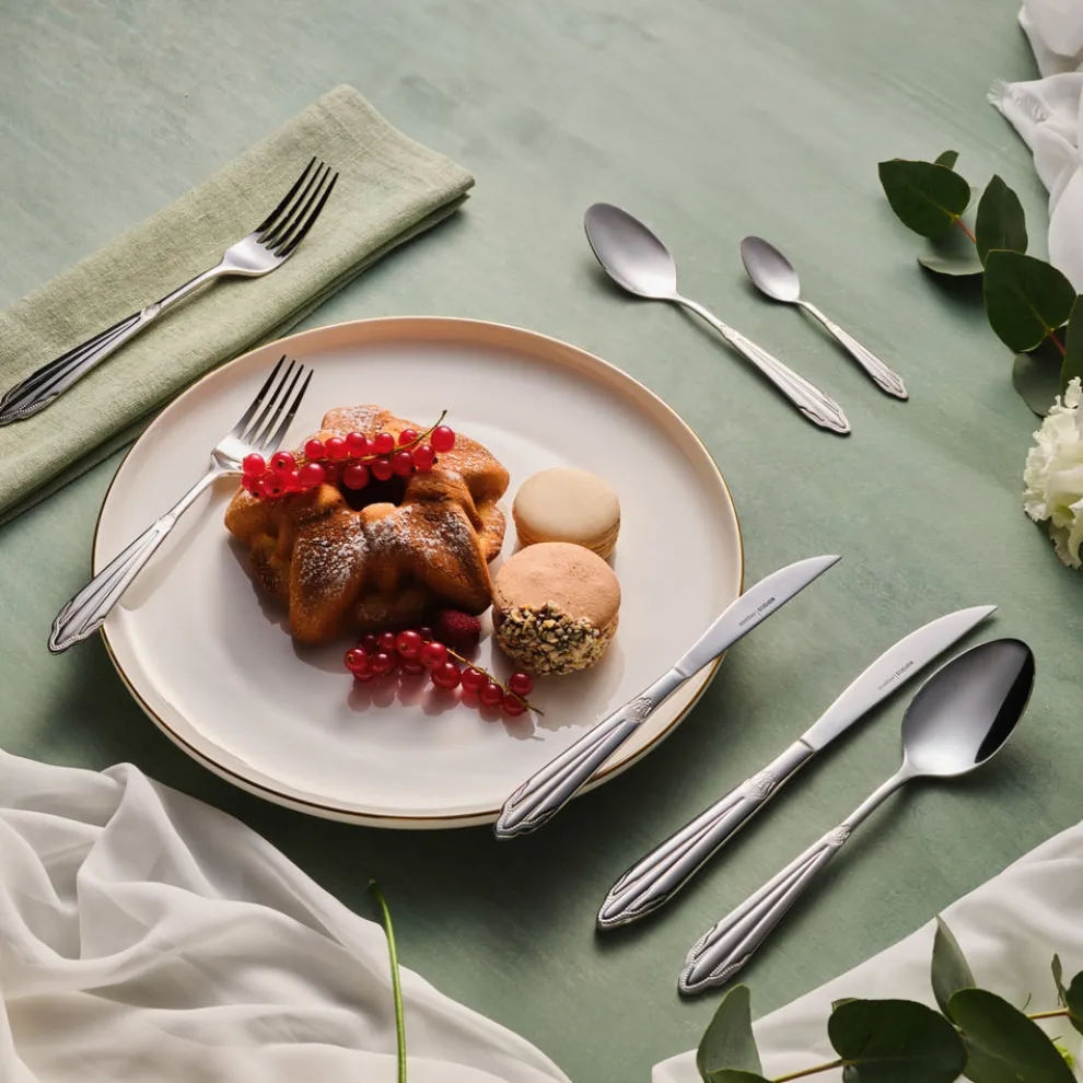 Karaca New Mantilla 84-Piece Stainless Steel Cutlery Set for 12 People, Platin