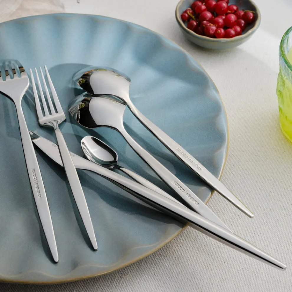 Karaca New Thor V2 84-Piece Stainless Steel Cutlery Set for 12 People, Platin