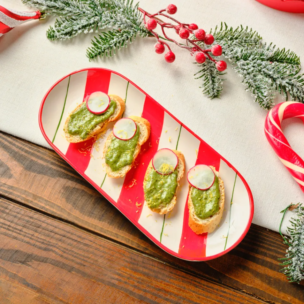 Karaca New Year Christmas Candy Stripe Serving Plate, 28cm, Red