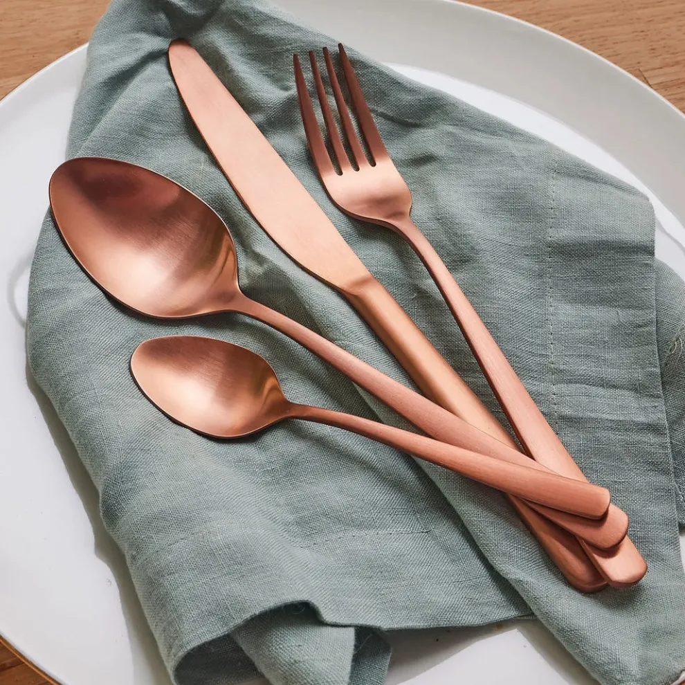 Karaca Nimbus 16 Piece Stainless Steel Cutlery Set for 4 People, Rose Gold