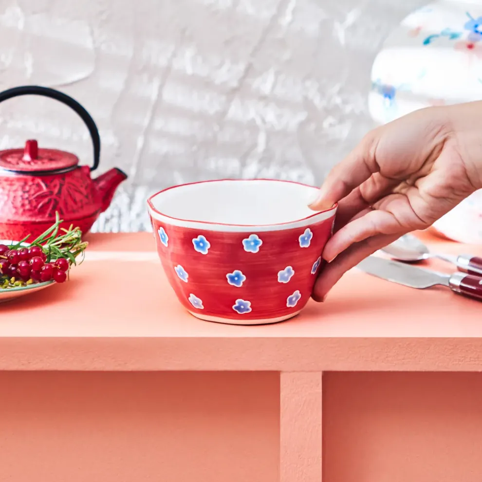 Karaca Primavera Stoneware Bowl, 13cm, Red