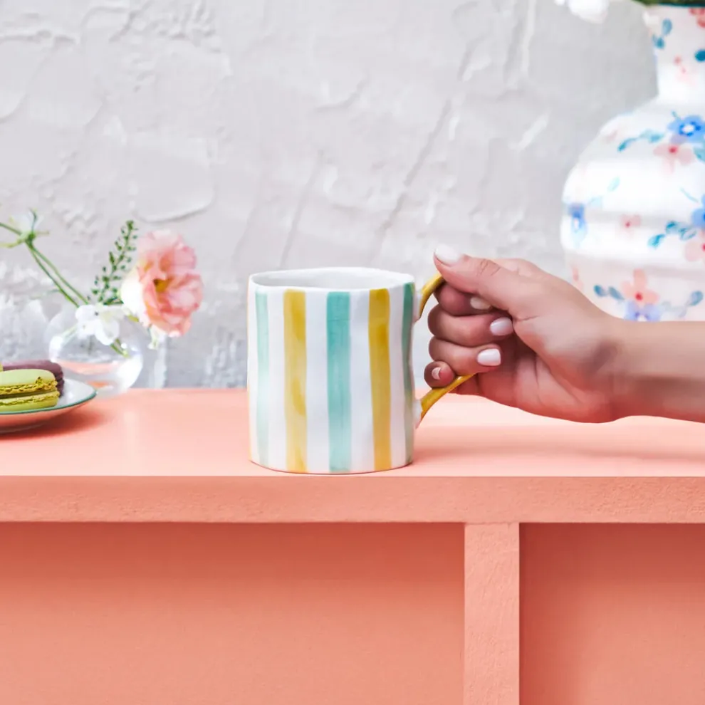 Karaca Primavera Stoneware Mug, 400ml, Stripes
