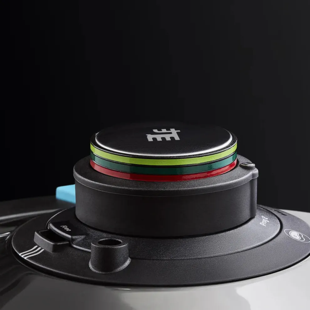 Karaca Quick and Safe Stainless Steel Induction Pressure Cooker, 7L, Black Silver