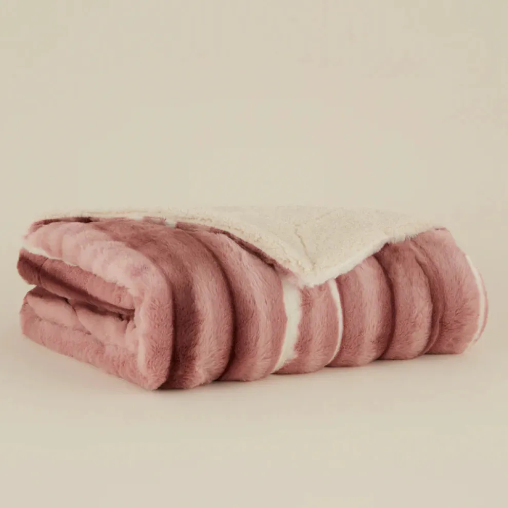 Karaca Rabbit Powder Sherpa Blanket, 150x200cm, Single, Powder