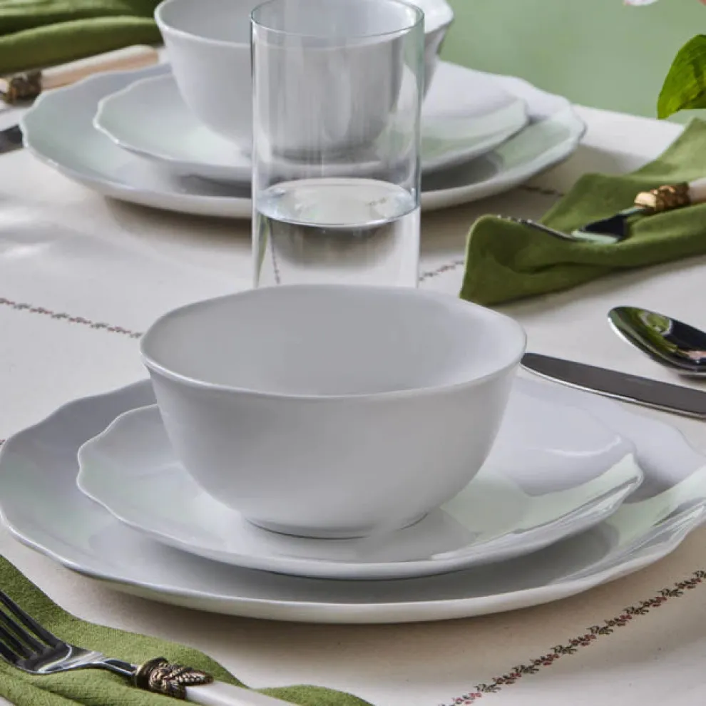 Karaca Scalloped 18-Piece Porcelain Dinner Set for 6 People, White
