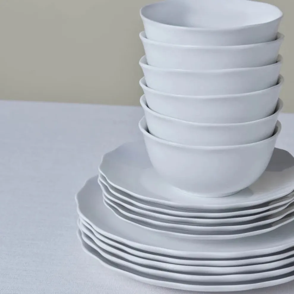 Karaca Scalloped 18-Piece Porcelain Dinner Set for 6 People, White