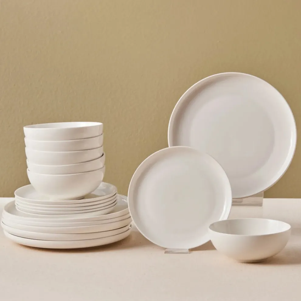Karaca Stream Bone China Remi 18-Piece Bone China Dinner Set for 6 People, White