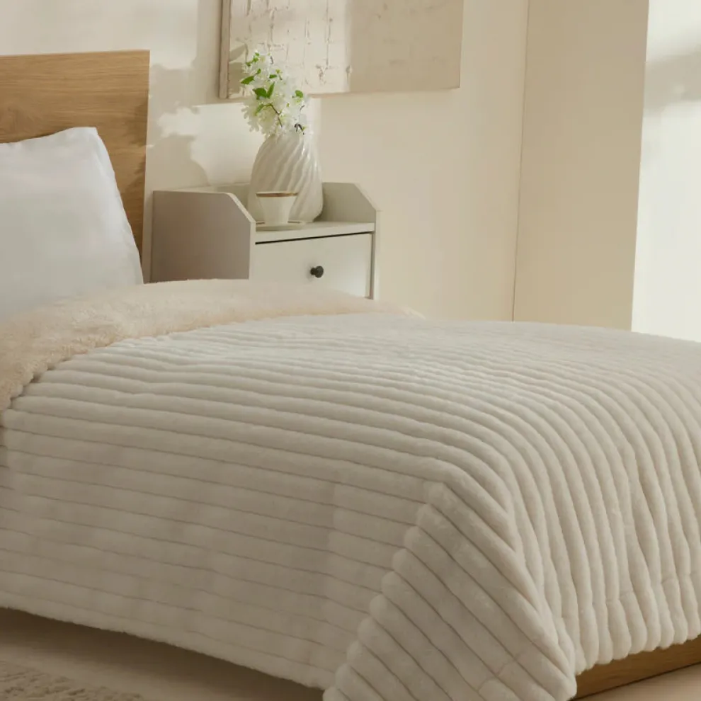 Karaca Stripe Sherpa Blanket, 150x200cm, Single, White