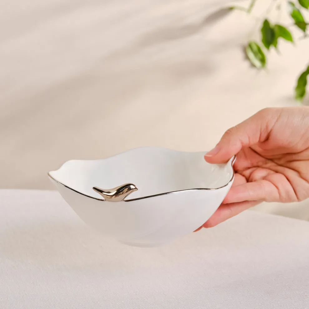 Karaca X Müge Anlı Bone China Bowl, Gold White