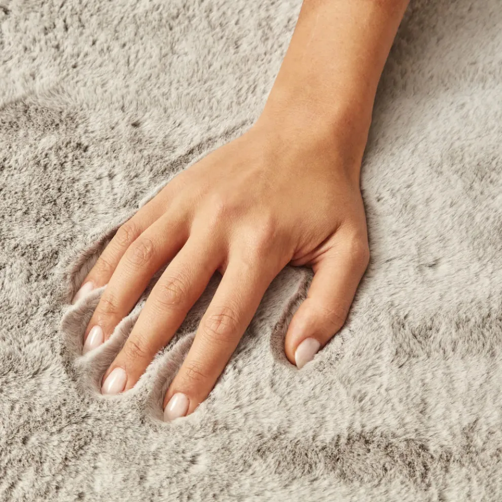 Kasmir Rugs 7/24 Premium Faux Fur Rug, 120cmx180cm, Grey