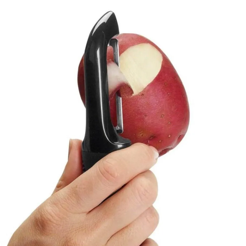 Oxo GG Swivel Vegetable Peeler, Black