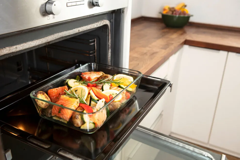 Zwilling Vacuum Oven Dish, White